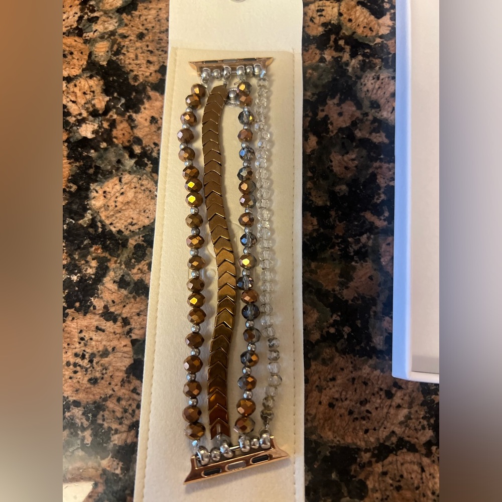 Stretchy Apple Watch band - Picture 6 of 9